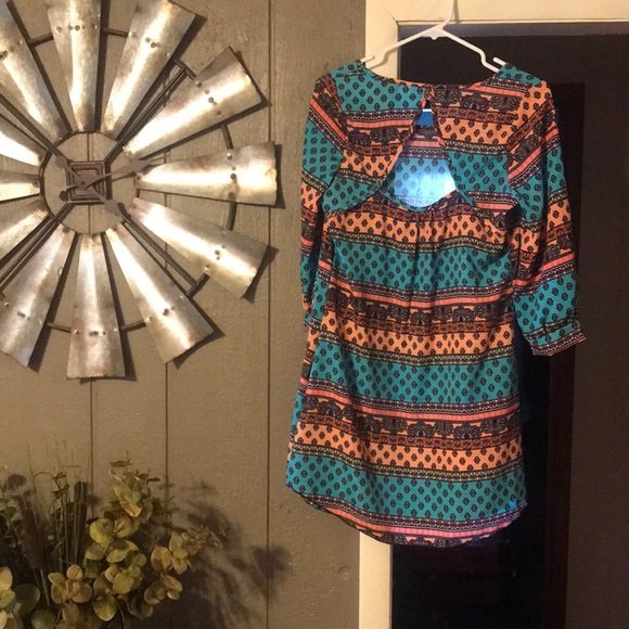 Dress - Picture 2 of 2